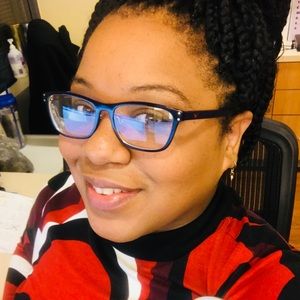 Meet your Posher, Evene